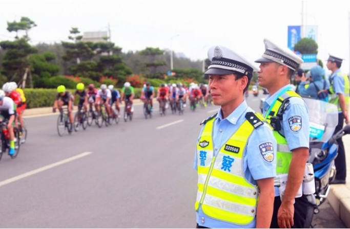 警用對講機(jī)全是PDT？警察常用的模擬對講機(jī)頻段，你知道幾個(gè)？