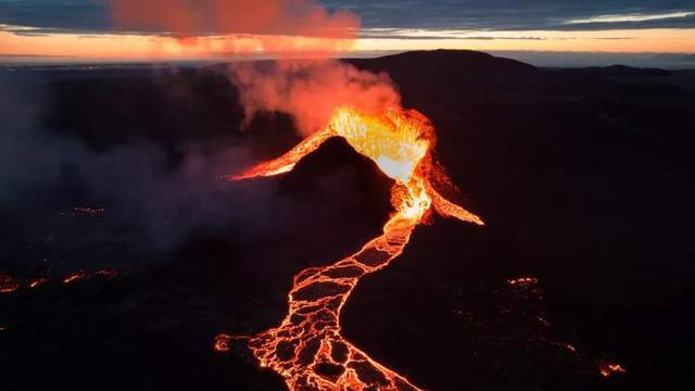 反思：湯加海底火山噴發(fā)，通信被毀全境失聯(lián)