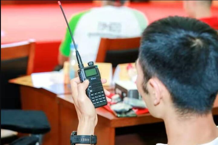 辦理無線電臺執(zhí)照，應(yīng)符合哪些條件？